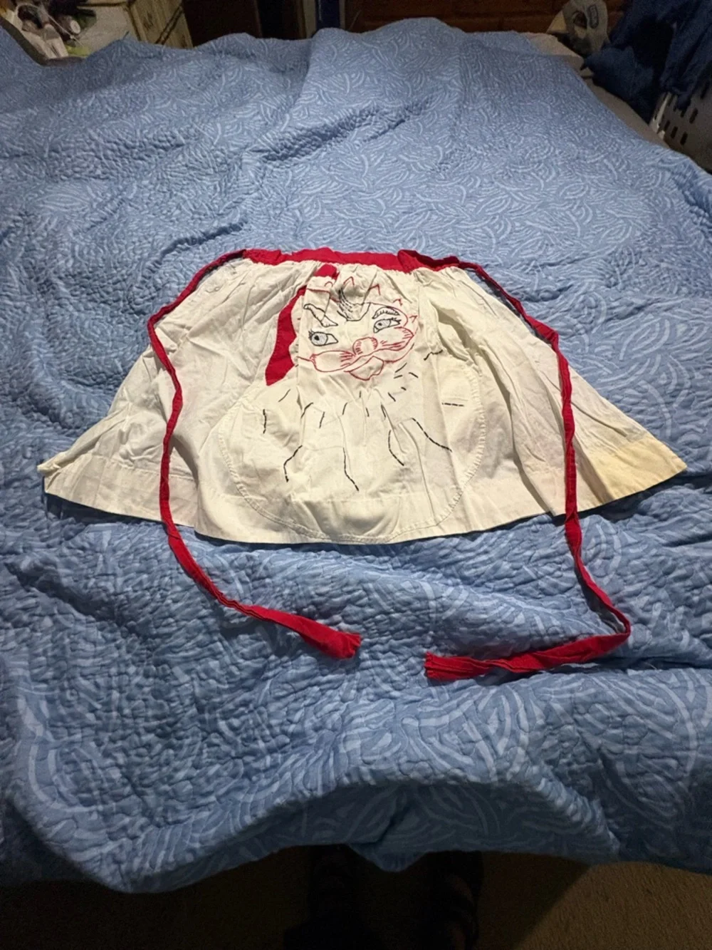 vintage Christmas Holiday Santa half waist apron. Embroidered